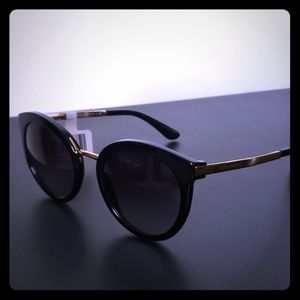 dolce & Gabbana womens sunglasses
